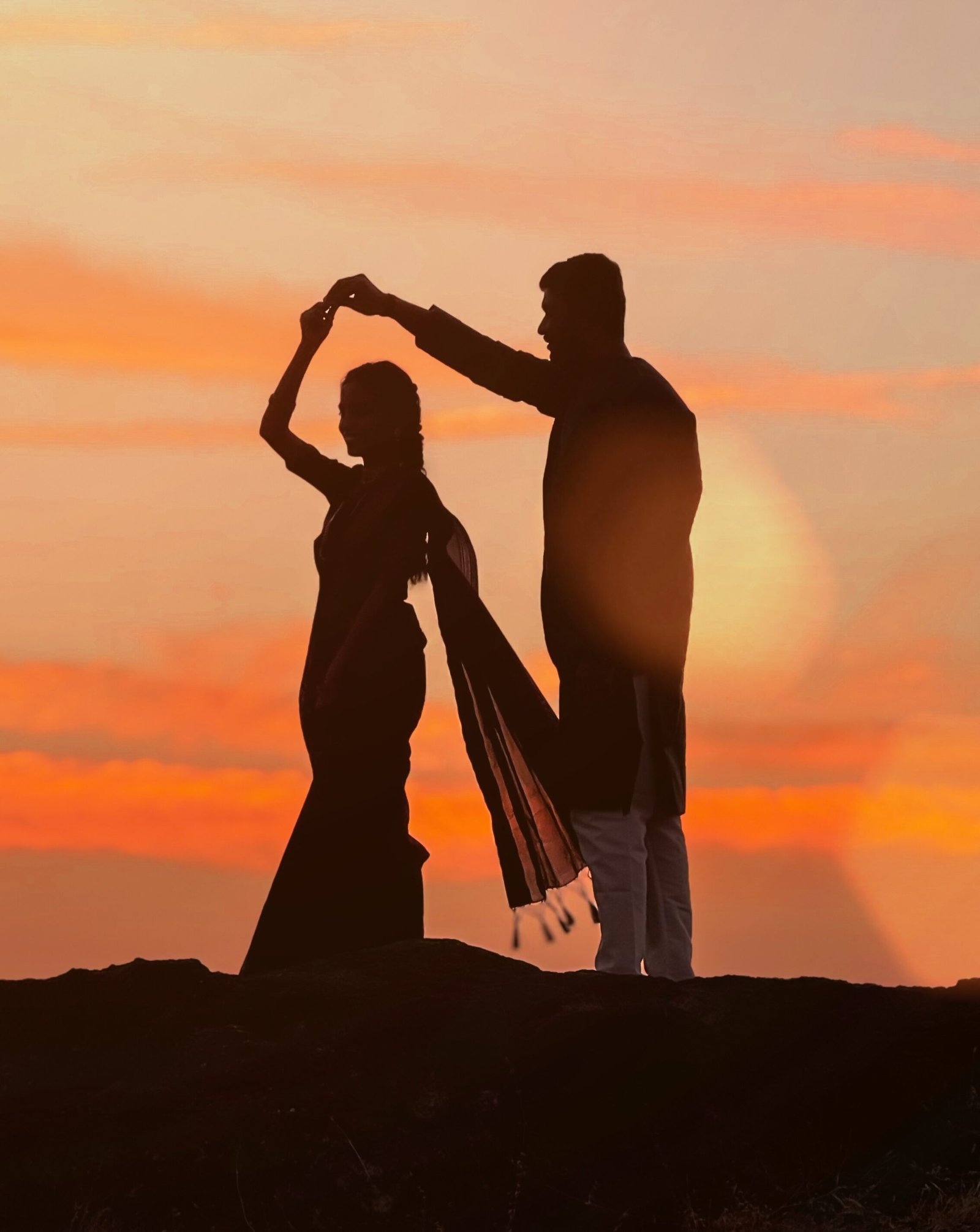 Shutter Exposure Sunset Couple Showcase